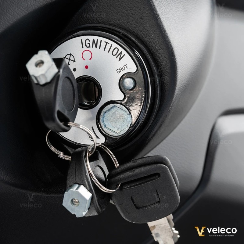 Veleco CRISTAL : scooter de mobilité 3 roues avec éclairage LED complet