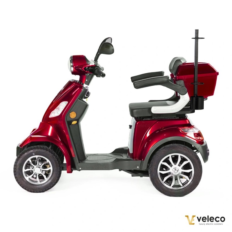 Veleco FASTER : scooter de mobilité à 4 roues, design ace