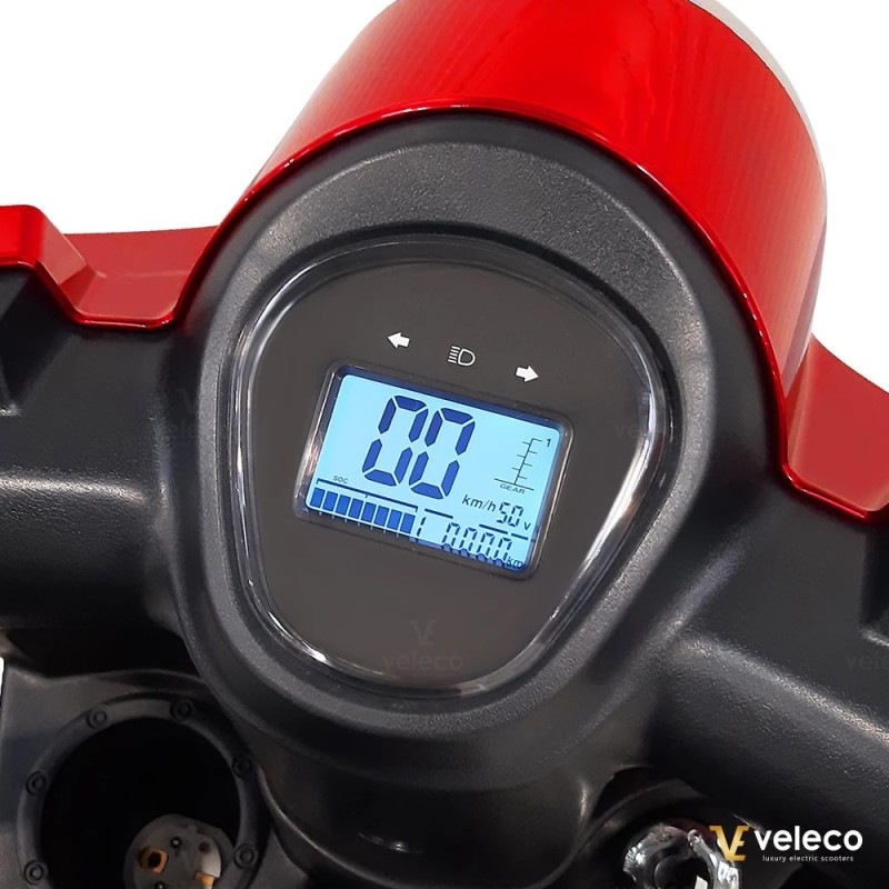 Veleco FASTER : scooter de mobilité à 4 roues, design ace