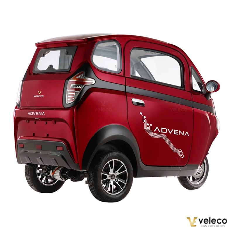 Veleco ADVENA : cyclomoteur électrique fermé 2 places type voiture