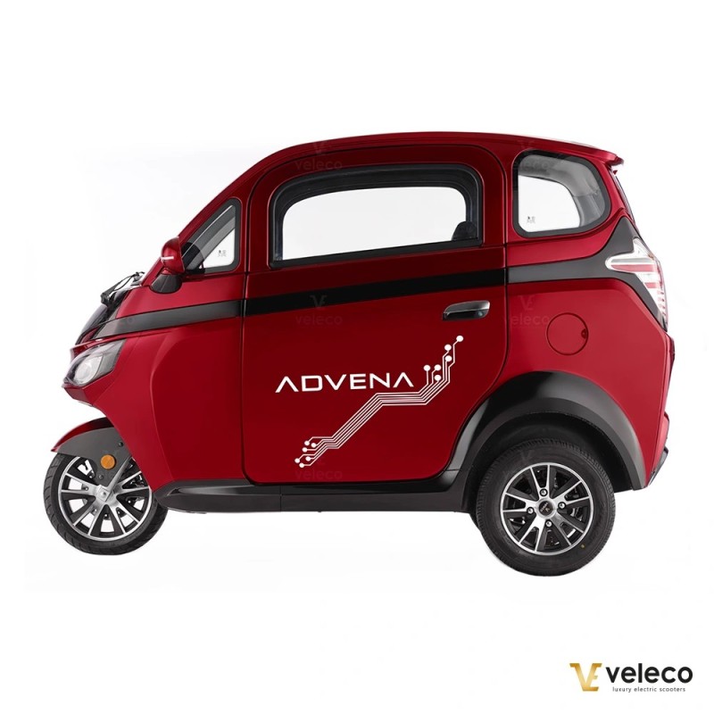 Veleco ADVENA : cyclomoteur électrique fermé 2 places type voiture